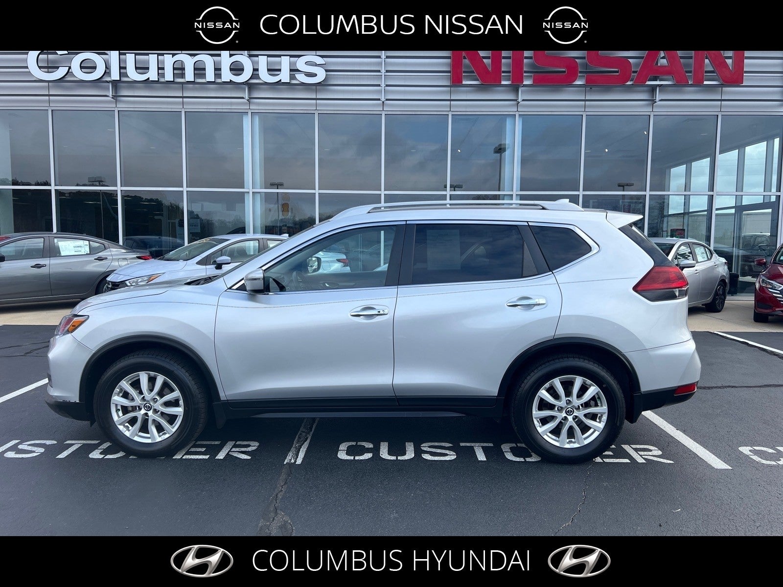2019 Nissan Rogue SV in Silver — front three-quarter view