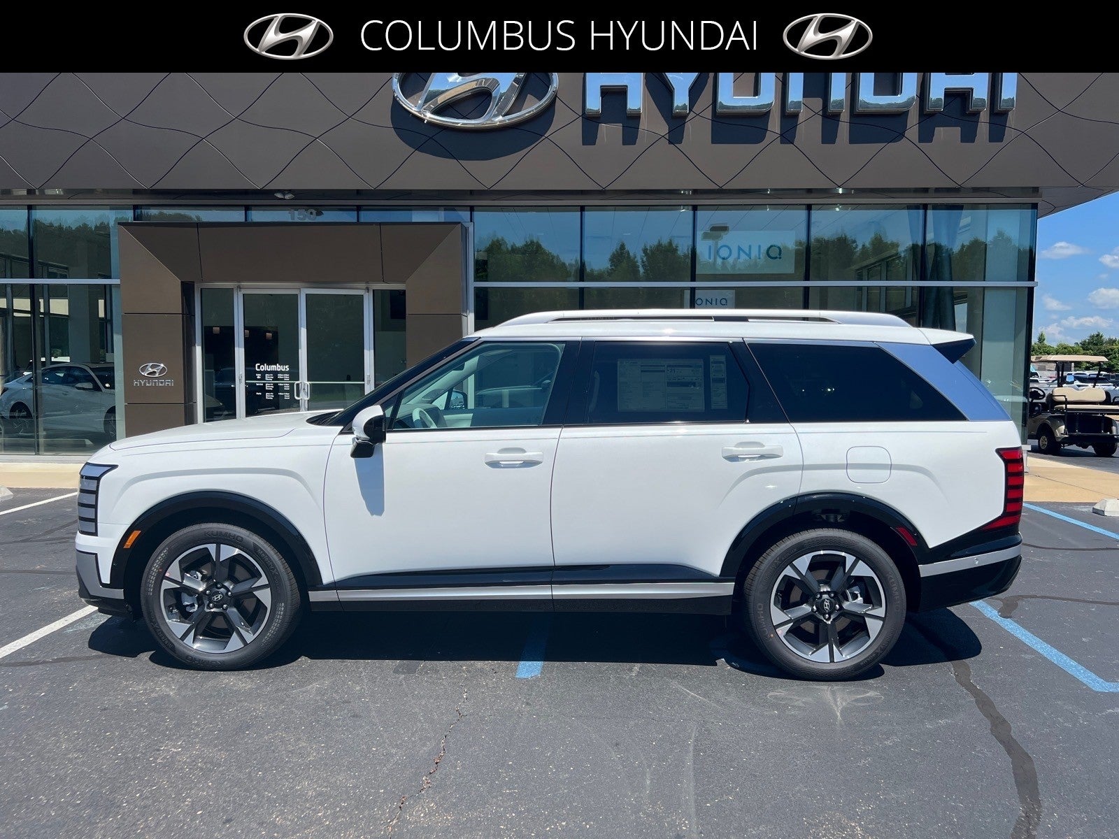 2026 Hyundai PALISADE Limited in White — front three-quarter view