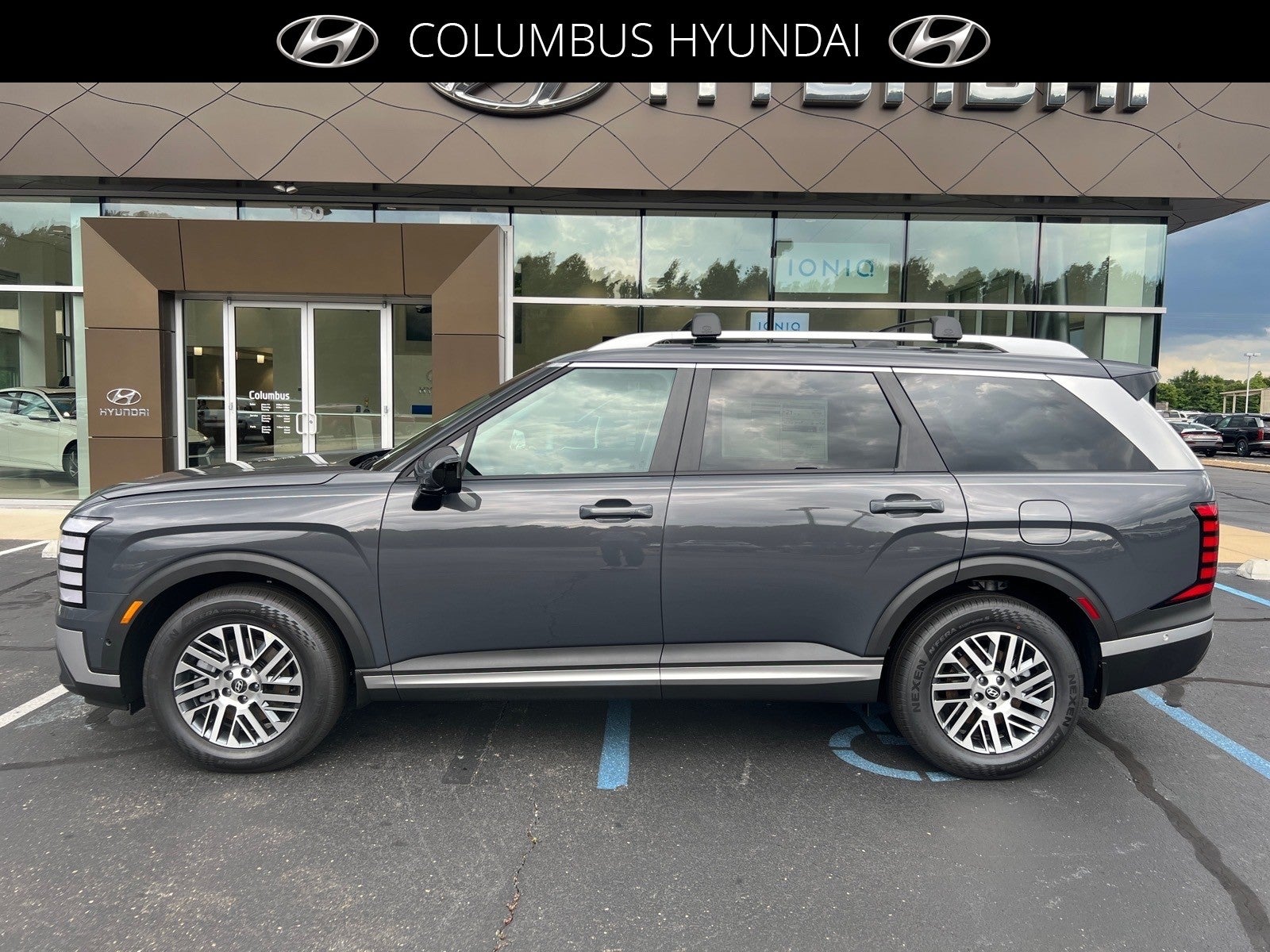 2026 Hyundai PALISADE SEL Premium in Gray — front three-quarter view