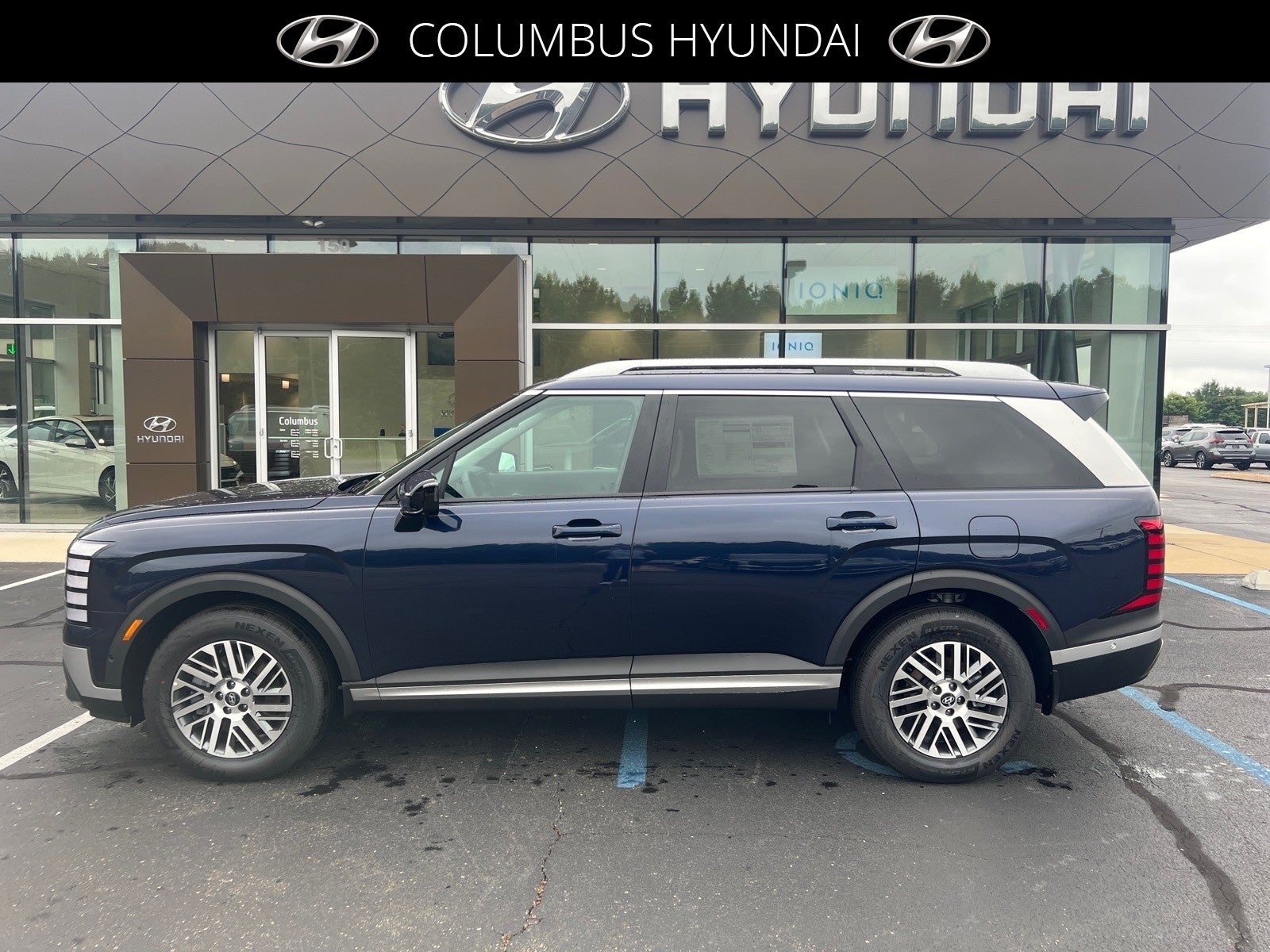 2026 Hyundai PALISADE SEL Premium in Blue — front three-quarter view
